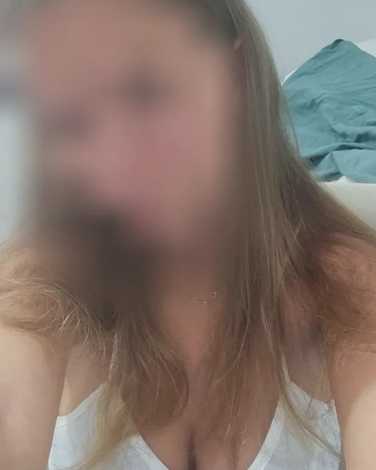 Sara, 22 años
